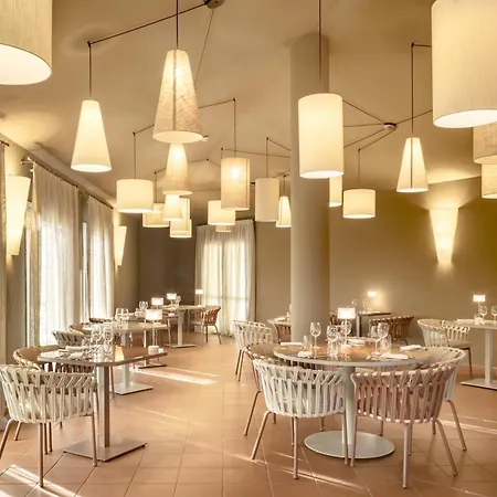 Hotell Veridia Sardinia, A Member Of Radisson Individuals (adults Only) Chia