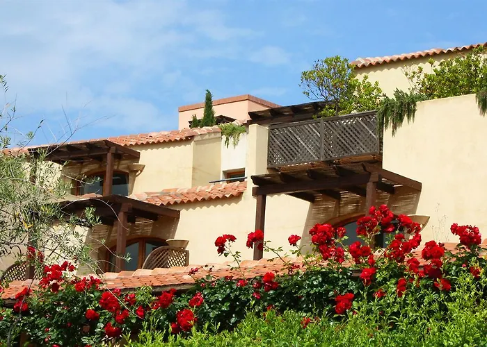 Veridia Sardinia, A Member Of Radisson Individuals (adults Only) ホテル キア